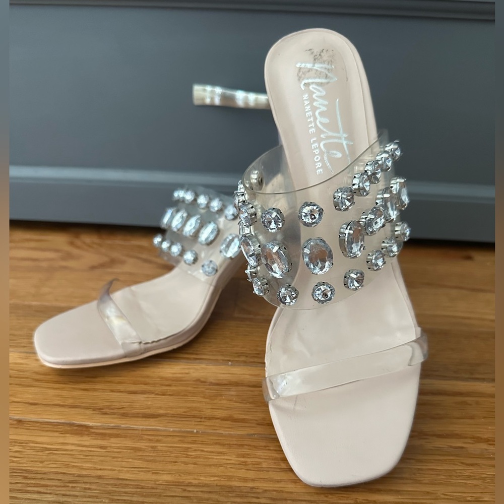 Like new Nanette Lepore Blake Rhinestone Translucent Clear Straps Block Heels Sz